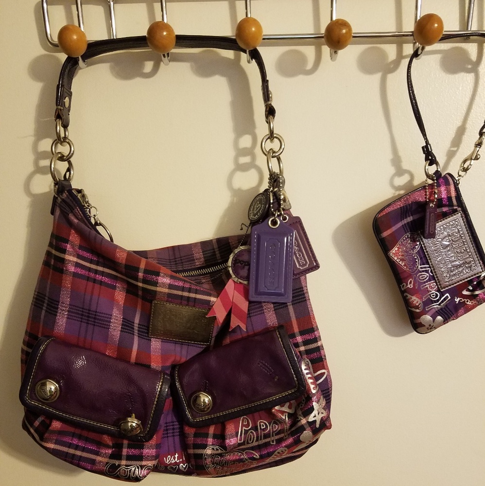 Coach Poppy Shoulder bag and matching wristlet